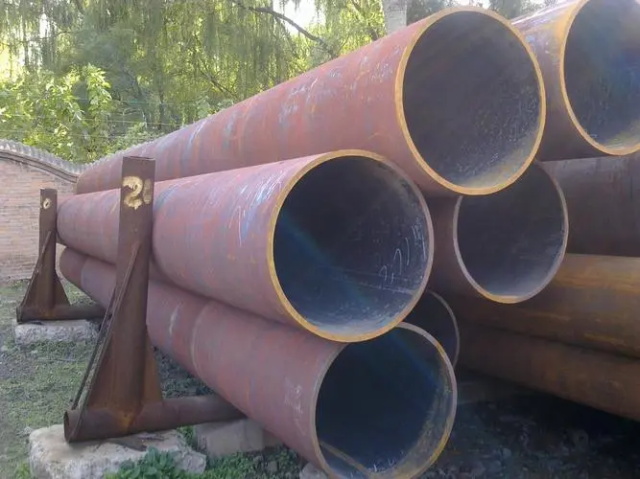 大庆大口径厚壁无缝钢管