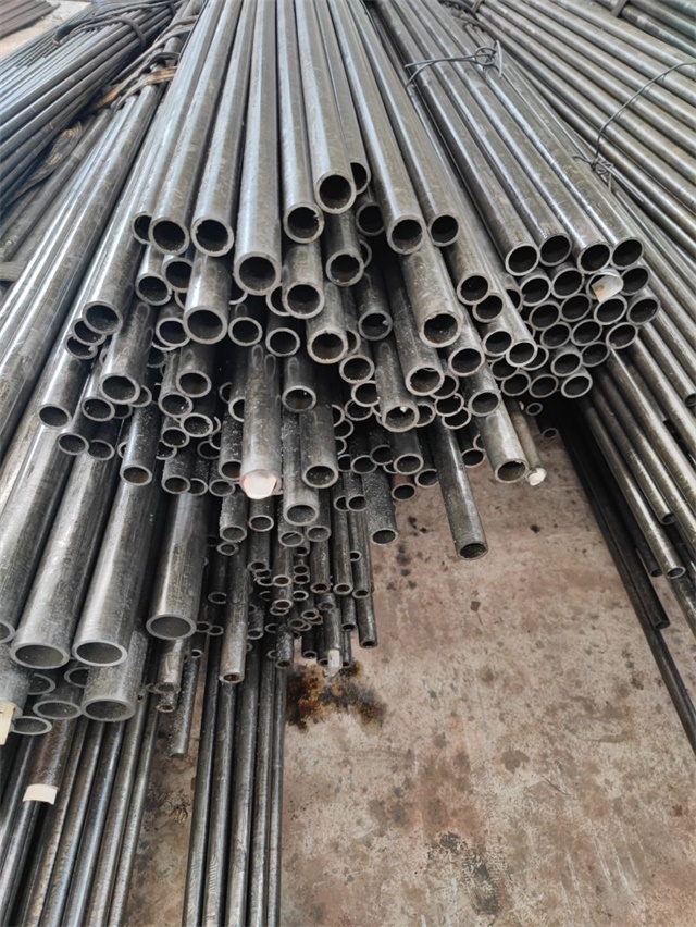 大庆精密光亮无缝钢管厂