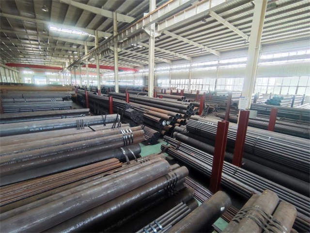 大庆15CrMoG高压锅炉用无缝钢管